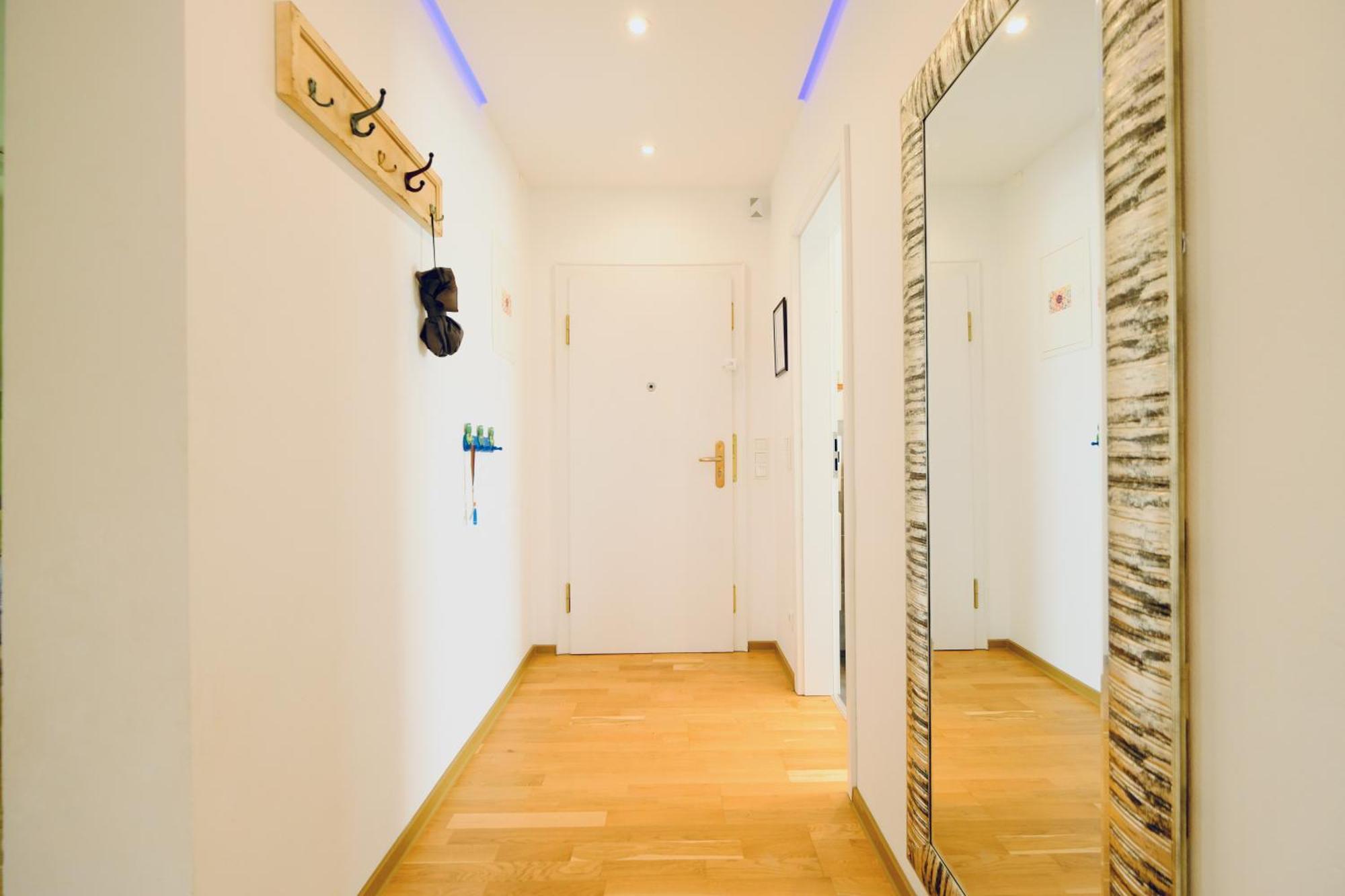 Happybnb - Stilvolles, Naturgelegenes Apartment Mit Blick Auf Den Mittellandkanal Und Die Wasserstadt Hannover - Kamin, Parken Und Spielplatz Екстер'єр фото